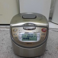 TOSHIBA JAPANESE ELECTRIC RICE COOKER 1L