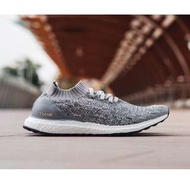 26.5~27.5cm台灣公司貨 ADIDAS Ultra boost uncaged  黑/灰(只接受面交)US8.5~9.5附發票