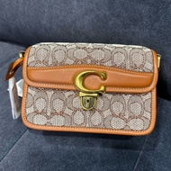 COACH STUDIO 19 相機包（咖）