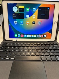 超新iPad 6 Wi-Fi 32GB 玫瑰金送keyboard及pencil