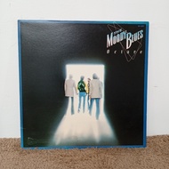 #AA128-25 LP TERPAKAI [ THE MOODY BLUES - OCTAVE ] USED LP < NM >