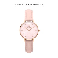 （สาขาของแท้）daniel wellington นาฬิกาข้อมือ หญิง นาฬิกาdw นาฬิกาผู้หญิง Petite 28 มม.มุกหนังมุกนาฬิกาผู้หญิงแฟชั่นนาฬิกาผู้หญิง  แท้100%
