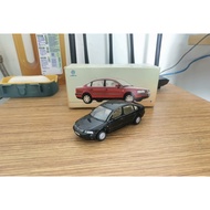 1/43 Shanghai Volkswagen Passat B5 Alloy Car Model Black White Brand New Original Packaging Brand Ne