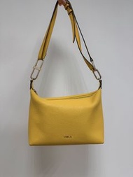 Furla 黃色皮革斜背包