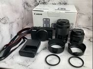 Canon EOS M100 雙變焦套件黑色 [狀態極佳] 附贈各種贈品 / 無反光鏡單鏡頭相機 / 標準變焦與遠攝變焦套裝