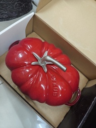 Staub 南瓜鑄鐵鍋