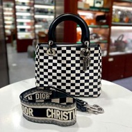95%NEW二手CHRISTIAN LADY DIOR MEDIUM 五格黑白棋盤小牛皮銀扣 #迪奧戴妃包 #香榭站正品