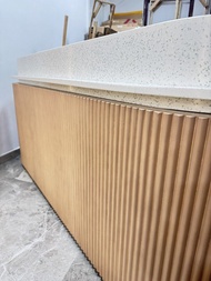 定制木紋接待櫃檯