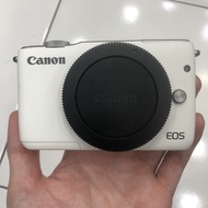 Kamera canon m10 no box