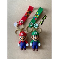 Mario Super Bros Keychain (2 Colors Available)