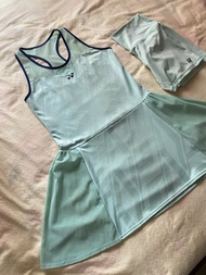 Yonex 網球連身裙配打底褲 綠色
