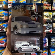 Hot Wheels Silver Series 84 Ford Mustang SVO - White White Ford Mustang 60 Years Series 2025