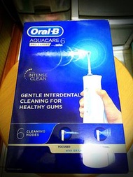 Oral B 水牙線