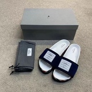 Thom browne 拖鞋