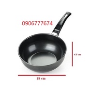 Pan / Non-stick pan 18cm deep