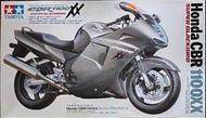 Tamiya Honda CBR1100XX 超級黑鳥模型