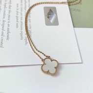 Vca梵克雅寶白玉髓四葉草項鍊 2019年購入