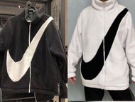 💕特價 (S-XL) Nike 黑白色男女裝 雙面 羊羔毛 外套 又防水又保暖  Nike two side winter jacket