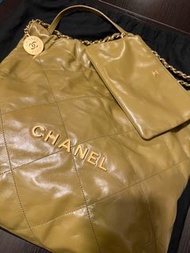 Chanel 22 m size bag