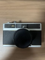 Fujica Compact 35