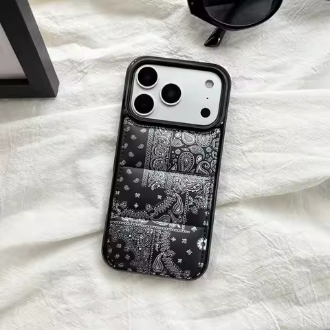 Creative Ethnic Style Paisley Pattern Cloth Down Jacket Puffer Phone Cover Case for iPhone 17 16 15 