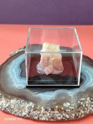 梅花碧璽小盒子