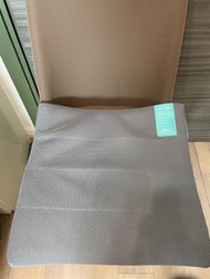 Balance Seat 凝膠健康坐墊（蜂巢坐墊）