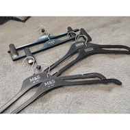 Hanger Marks and Spencer Random