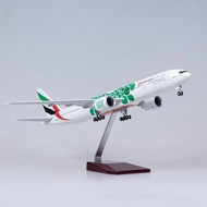 cod Plane Toy Model 47CM Scale Diecast Model B777 Emirates Airways 777 Resin Airplane With Light Toy