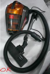 普騰 WD-7506V  普騰龍捲風免集塵袋真空吸塵器良品測試上電可以開機當報帳零件品收藏/裝飾品