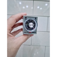 Delay Timer, Timer Time Relay 220v With Base 10s 30s 60s 10m 30m 60m