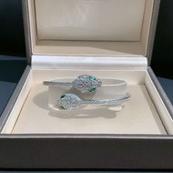 Bvlgari寶格麗SERPENTI VIPER系列鎏光蛇影白金雙蛇頭手鐲M碼，2024購入
