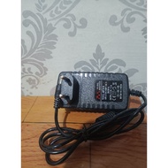 9 volt large jack charger adapter