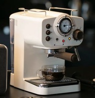 復古 白色 壓力式咖啡機 Retro Coffee Machine