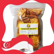 SIGNATURE DELIGHT Tapioca Opak Big Square Curry 200g / Kerepek Opak Ubi Kari Besar 200g / 咖喱大四方 200g