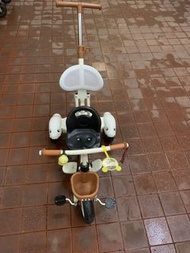 兒童三輪車