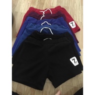 Shorts number 7