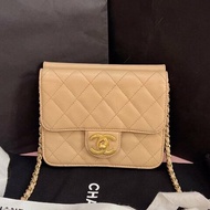 閒置新 香奈兒/Chanel 奶茶色金扣 牛皮mini woc鏈條包