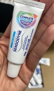 sensodyne 牙膏 旅行裝
