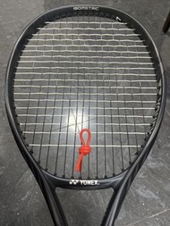 Yonex Vcore 100 Black 網球拍 Grip 2