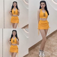 Women's sports aerobic yoga gym clothes include bra with padding and skirtShorts with multi-colored 