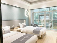 Light Stay·Yuexiang Hotel (Nanjing Eastern Theater General Hospital Branch)