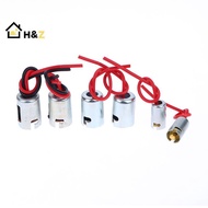 Kaleidoscope 2Pcs BA15S BA15D BA9S T9 Car Brake Light Turn Signal Lamp Holder Bulb Soet Halogen Head