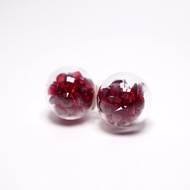 A Handmade 紅水晶玻璃球耳環