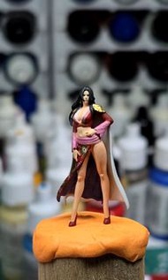 1:64 人偶 模型 [ONE PIECE] 七武海 女帝 (精緻)