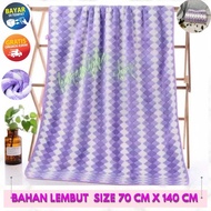 HANDUK MANDI DEWASA IMPOR  MICROFIBER PREMIUM MOTIF SALUR TINGGI.UKURAN 70 X 140 CMHanduk mandi dewa