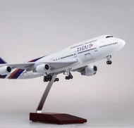 โมเดล Thai Airways Boeing 747-400  Airplane Model with LED Light  (Touch or Sound Control) Plane for