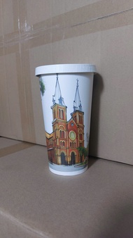 Ly giấy 22oz - 650ml mẫu Nhà Thờ Đức Bà Set 50-300 cái kèm nắp