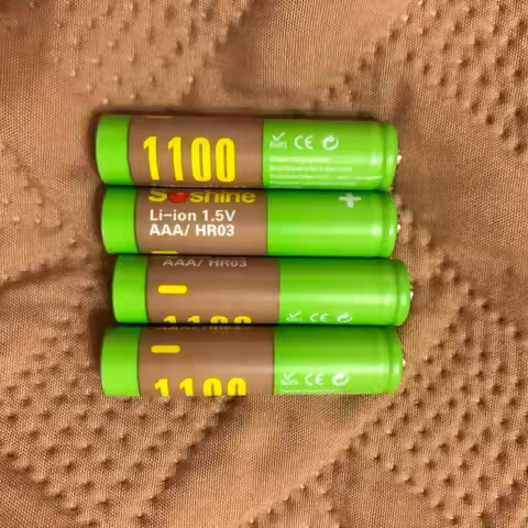 Soshine 1.5V AAA Li Ion Rechargeable Battery 1.5V Aaa 1100mWh Lithium Li-ion Batteries for 1.5V 3A 2