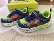 Skechers 閃燈童鞋